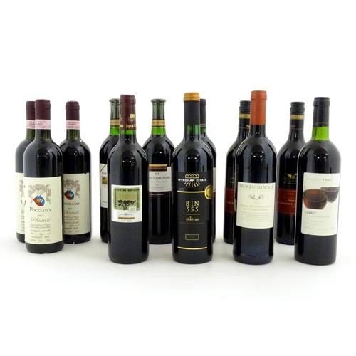 1042 - Red Wine : Twelve assorted 750ml bottles of red wine to include Wyndham Estate Bin 555 Shiraz, Poggi... 