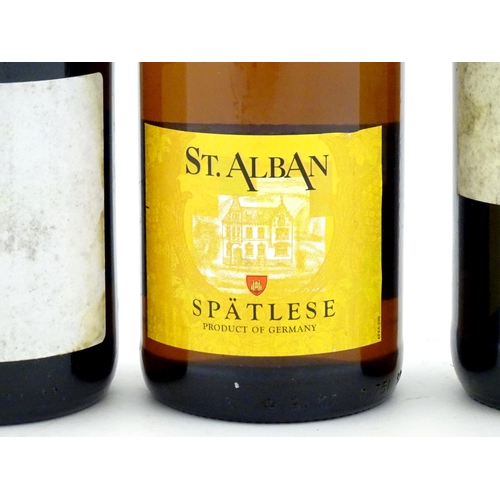 1048 - Wine etc.: A quantity of assorted bottles to include a 1987 Sancerre, Charles Heidsieck Champagne, T... 