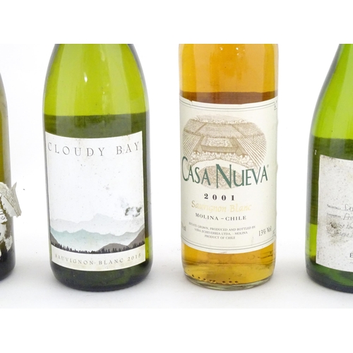 1049 - White Wine : Twelve assorted 750ml bottles of  white wine to include Grand Perdigal Sauvignon Blanc,... 