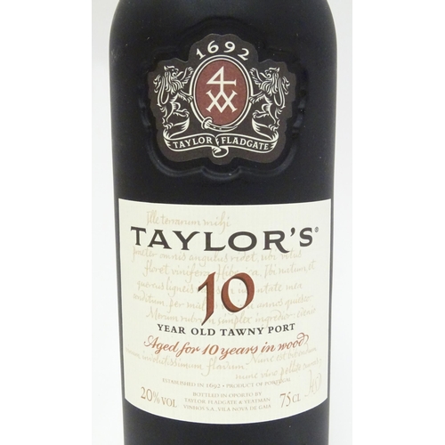 1051 - Port : A boxed bottle of Taylor's 10 year old Tawny port.