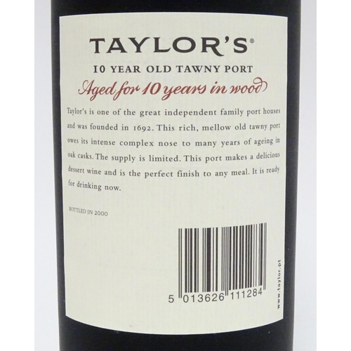 1051 - Port : A boxed bottle of Taylor's 10 year old Tawny port.