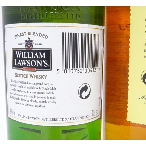 1055 - Whisky : Five bottles of assorted Whisky to include William Lawson's, Bell's, Famous Grouse (boxed),... 