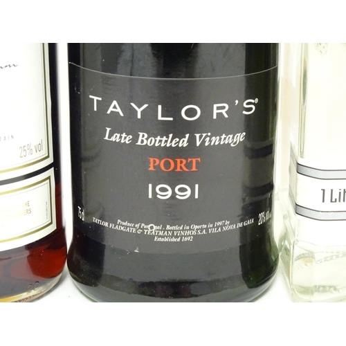 1056 - Port / Spirits : Six assorted bottles of port / spirits to include Warre's Branco Nobility Dry Port,... 