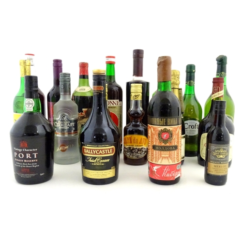 1057 - Eighteen assorted bottles of wines, spirits etc. to include Port, Sherry, Coffee Liqueur, Pimm's, Du... 