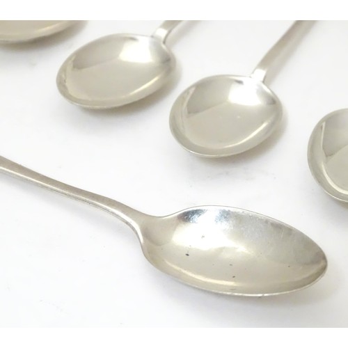 367 - A set of 6 seal top teaspoons hallmarked Sheffield  1921 maker Cooper Brothers & Sons Ltd. approx. 4... 