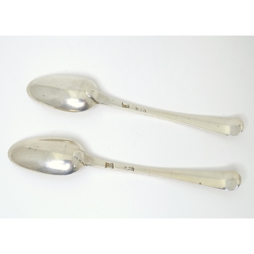 474 - A pair of 18thC silver Old English featheredge teaspoons hallmarked London, maker Thomas & William C... 