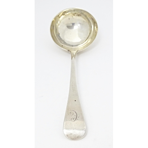 289 - A Geo III silver sauce ladle hallmarked London 1799, maker Solomon & Hougham. Approx. 7 1/4