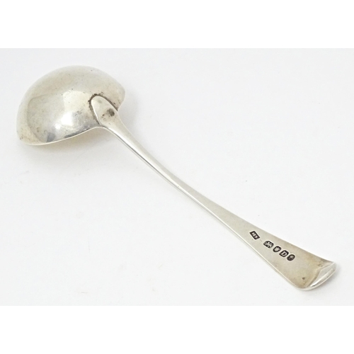 289 - A Geo III silver sauce ladle hallmarked London 1799, maker Solomon & Hougham. Approx. 7 1/4