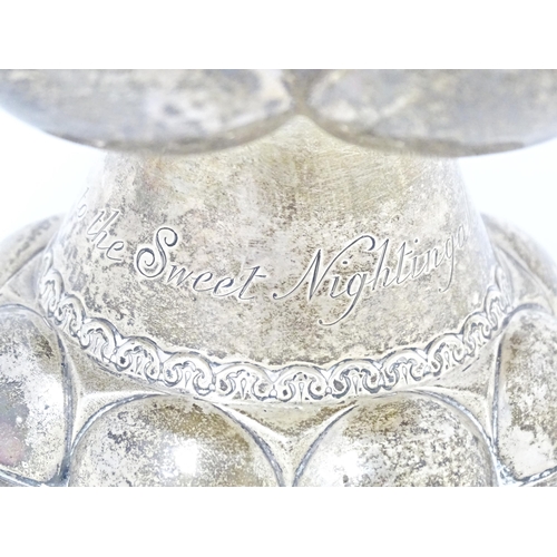 300 - A silver cup / chalice with Arts & Crafts style lobe decoration, hallmarked London 1906, maker Skinn... 