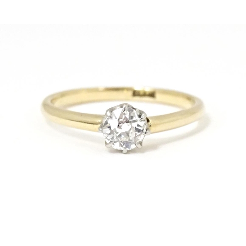 588 - An 18ct diamond solitaire ring. Diamond approx. 4mm. Ring size approx. L 1/2