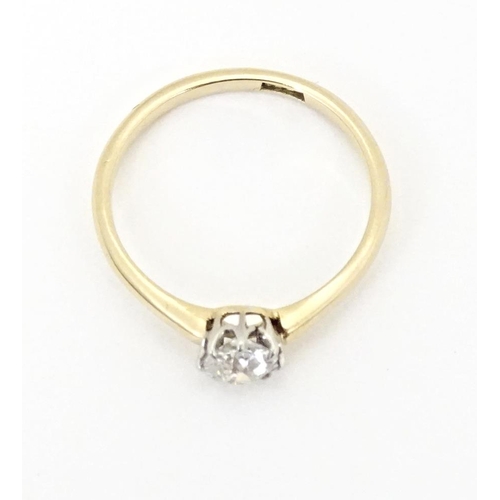 588 - An 18ct diamond solitaire ring. Diamond approx. 4mm. Ring size approx. L 1/2