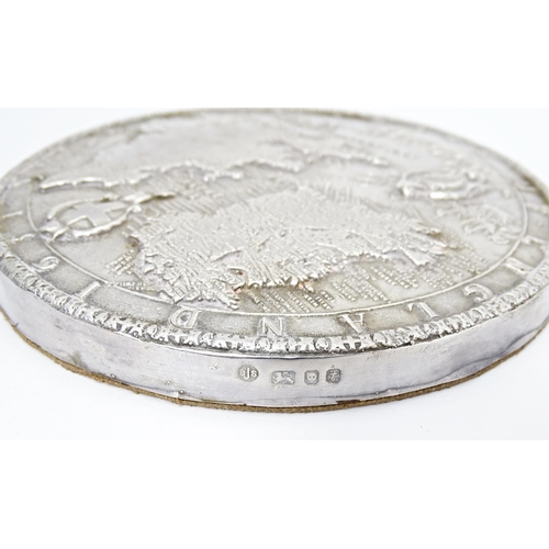 393 - A 1974 silver replica of the England Great Seal 1651, depicting the map of England & Ireland, hallma... 