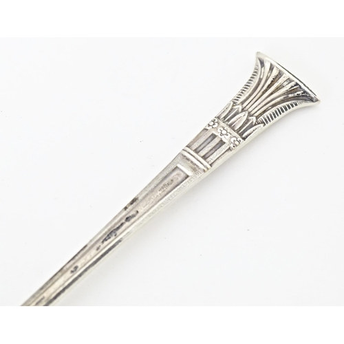 515 - A set of six silver teaspoons with stylised capitals to handles and quatrefoil detail, hallmarked Sh... 