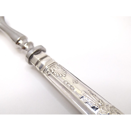 504 - A cased set of six silver handled King's pattern pastry forks, hallmarked Sheffield 1965, maker Harr... 