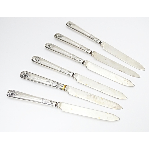 366 - A set of six silver handled fruit knives, hallmarked Sheffield 1912, maker William Hutton & Sons Ltd... 