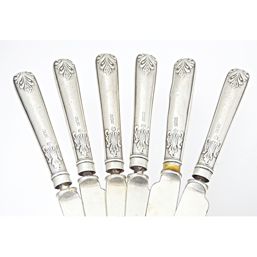 366 - A set of six silver handled fruit knives, hallmarked Sheffield 1912, maker William Hutton & Sons Ltd... 