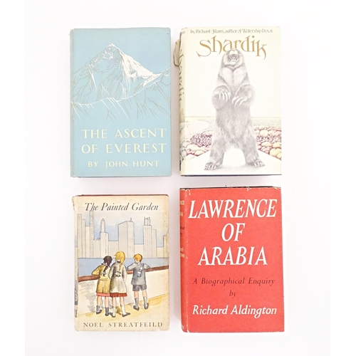 844 - Books: Four assorted books comprising Lawrence of Arabia - A Biographical Enquiry, by Richard Alding... 