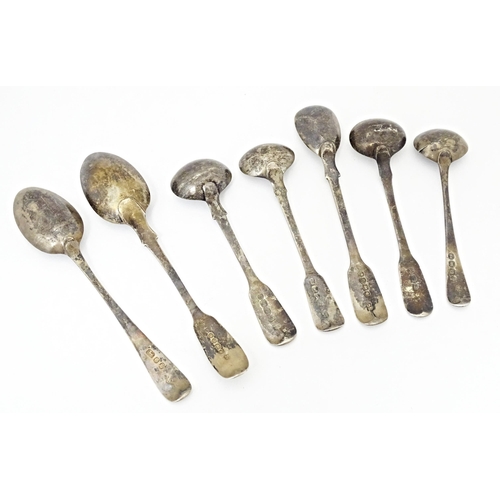 425 - Assorted 19thC silver spoons to include four salt spoons, teaspoons etc. Largest approx. 5 1/2