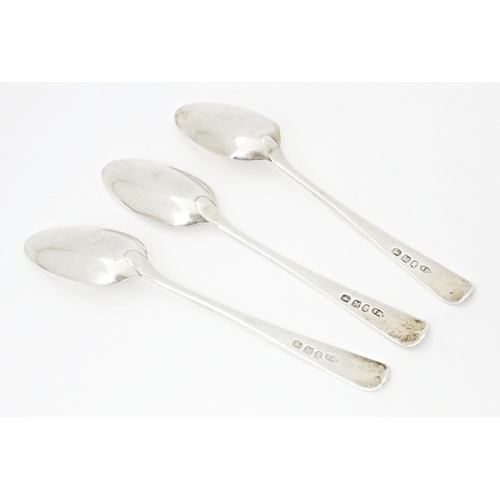 434 - Three Geo III silver teaspoons, hallmarked London 1807, maker Mary Sumner. Approx. 5