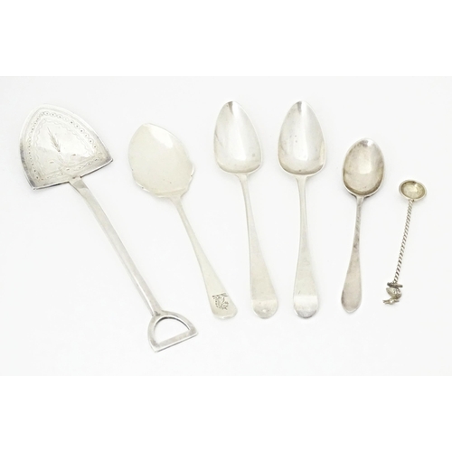 437 - Assorted 19thC and later silver teaspoons, together with an Indian white metal salt spoon, a silver ... 