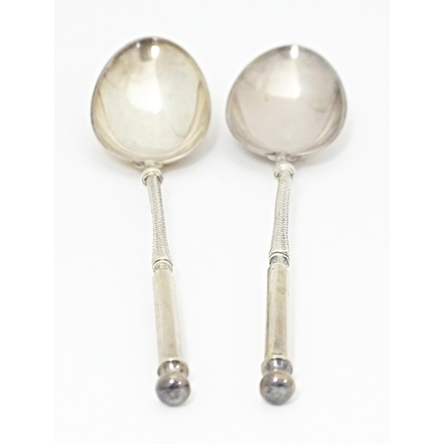 442 - Two Victorian silver teaspoons hallmarked Sheffield 1881, maker Sibray Hall & Co. 4 1/2