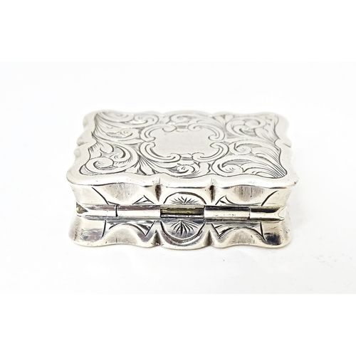 446 - A Victorian silver vinaigrette hallmarked Birmingham 1854, maker Hilliard & Thomason. 1 1/4