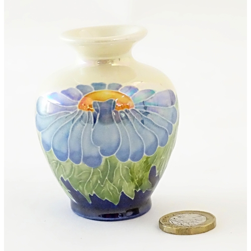 97 - A Lise B Moorcroft Moorland lustre vase with daisy flower detail. Signed under. Approx. 3