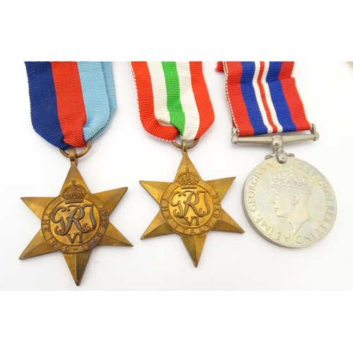 811 - Militaria , WWII / World War 2 / WW2 / Second World War: 1939-1945 War Medal, Defence Medal and 1939... 