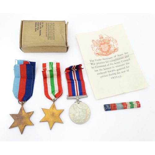 811 - Militaria , WWII / World War 2 / WW2 / Second World War: 1939-1945 War Medal, Defence Medal and 1939... 