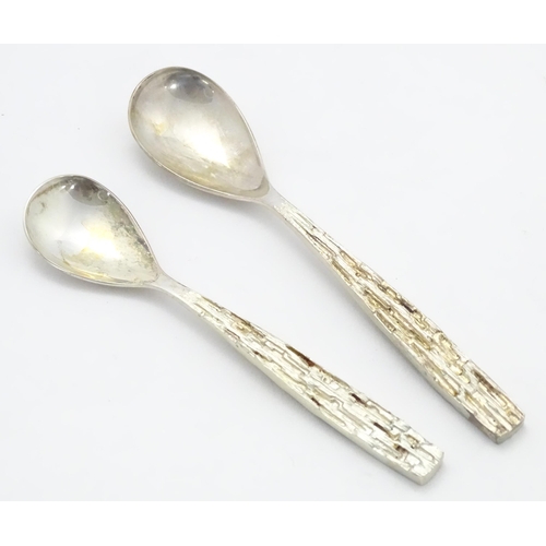 274 - Christopher Nigel Lawrence : An Elizabeth II Modernist silver 12 place canteen of cutlery / flatware... 