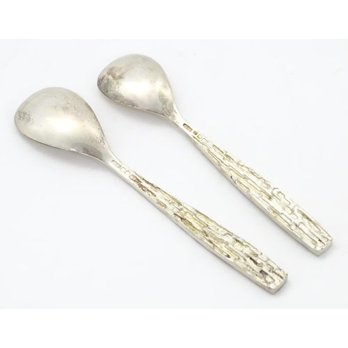 274 - Christopher Nigel Lawrence : An Elizabeth II Modernist silver 12 place canteen of cutlery / flatware... 