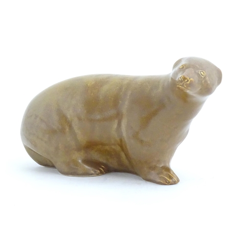 95 - A ceramic model of a brown bear. Approx. 9