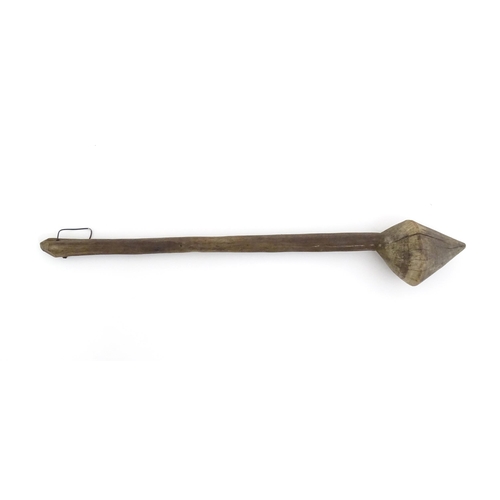 1042 - Ethnographic / Native / Tribal: An African club / knobkerrie with pointed head. Approx. 24