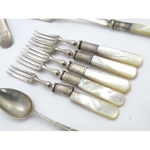 541 - A quantity of assorted silver plated wares to include flatware / cutlery together with cream jug, sa... 