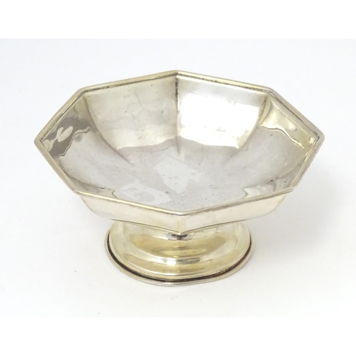 471 - An Art Deco silver bon bon dish of  octagonal form. Hallmarked London 1947 maker Charles Solomon Far... 