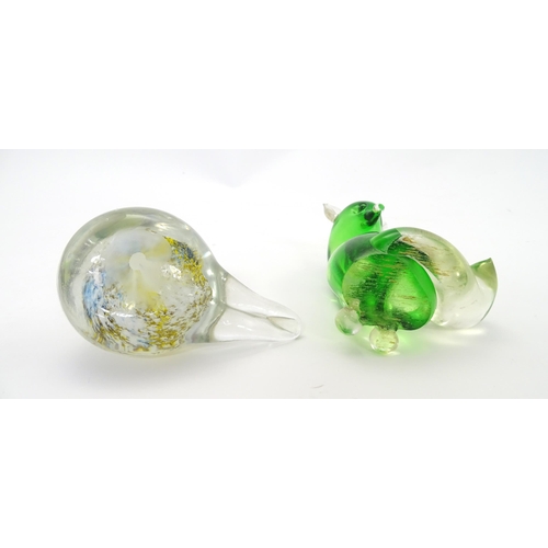 175A - An Art glass model of a bird together with a Murano style green glass model of a fox. The fox approx... 