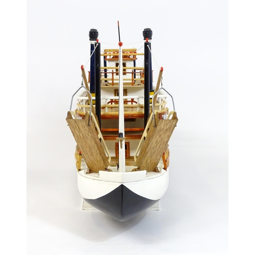 819 - A 20thC scratch built scale model of a 19thC paddle steamer boat , ' Mississippi Swan' , of wooden c... 