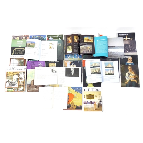 193 - A quantity of assorted auction catalogues / interiors magazines, etc. to include examples from Wooll... 