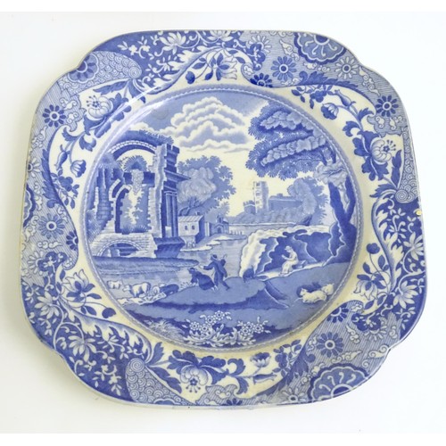 160 - Four items of blue and white ceramics, to include a Copeland Spode plate decorated in the Italian pa... 