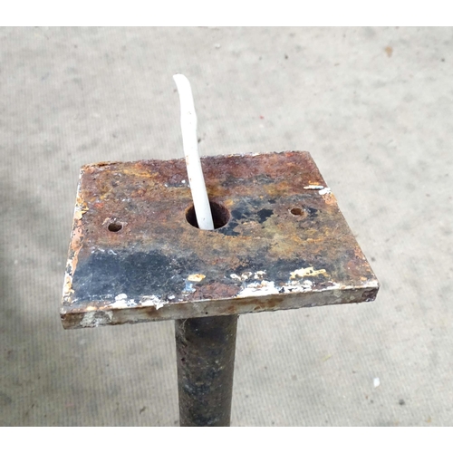 335 - 3 exterior wall lights. Approx 30 1/2