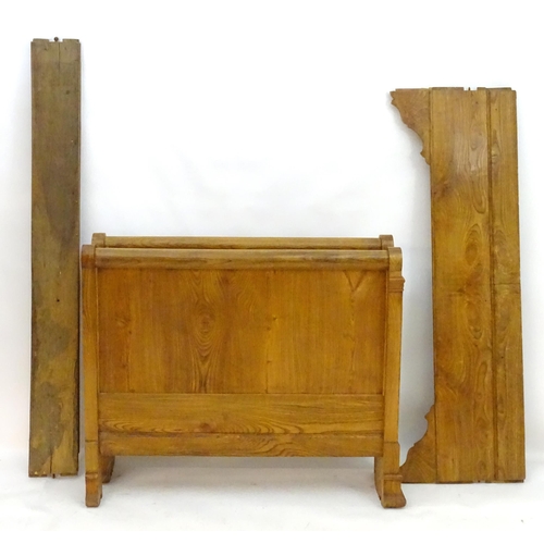 339 - A late 19thC / early 20thC elm sleigh bed. 48