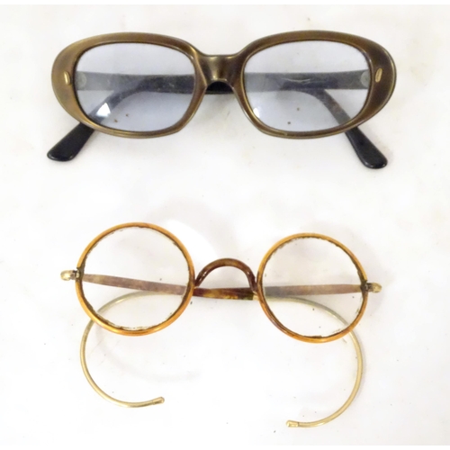 466 - Four pairs of mid 20thC spectacles / glasses, the largest 5 1/4