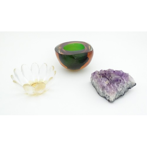 470 - A Murano style glass bowl. Together with a Gibraltar crystal dish of floral form made by Pula Alexan... 