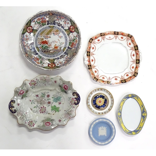 329 - A quantity of assorted ceramics to include teapot, plates, tea wares, pin dishes, jugs, cruet, etc. ... 