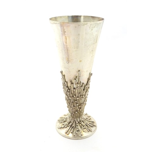 266 - Jocelyn Burton : An Elizabeth II Modernist silver goblet / flute of conical form with circular foot ... 