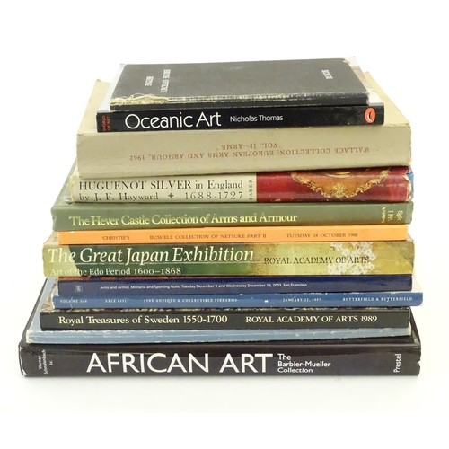 916 - Books: A quantity of assorted reference books, titles to include Oceanic Art, by Nicholas Thomas; Hu... 