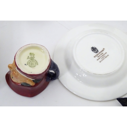 97 - A quantity of assorted ceramics to include Royal Worcester figures Sea Breeze no. 3008 and Ireland, ... 