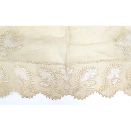 1297 - Withdrawn from auction, we apologise for any inconvenience.   A 19thC lace square with floral and fo... 