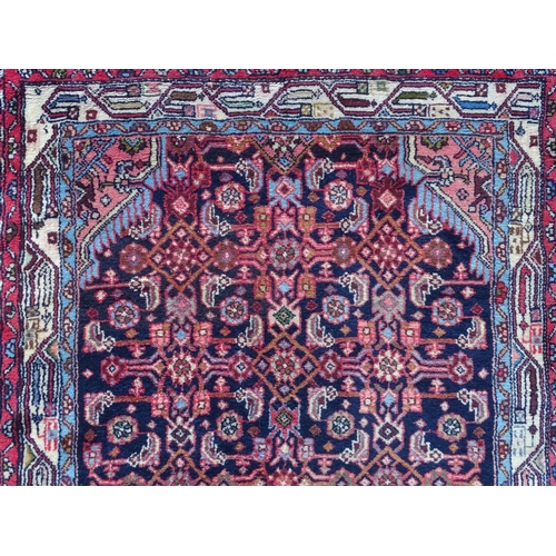 1515 - Carpet / Rug : A North West Persian Malayer runner Approx. 118