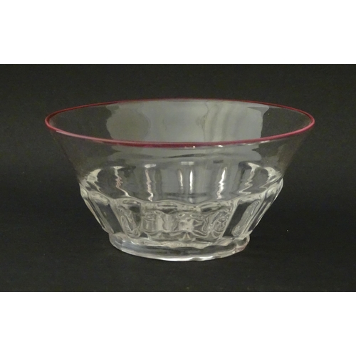 291 - Salviati & Co. Glassware: Eight Venetian glass bowls with pink detail to rims. Approx. 4 1/4